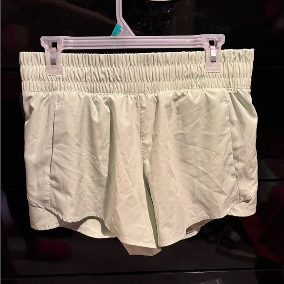 Avia Compression Workout Shorts in size Medium. Color: pistachio green - Picture 2 of 2